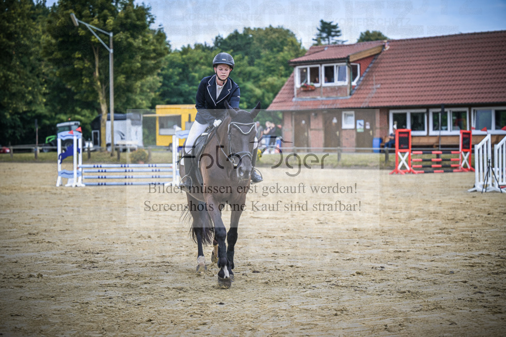 DOS_9862 | Entdecke hochwertige Reitturnierfotos von Foto Oger. Professionell, emotional und authentisch – jetzt Lieblingsmomente im Shop bestellen.Deutschlandweite Turnierfotografie. - Realisiert mit Pictrs.com