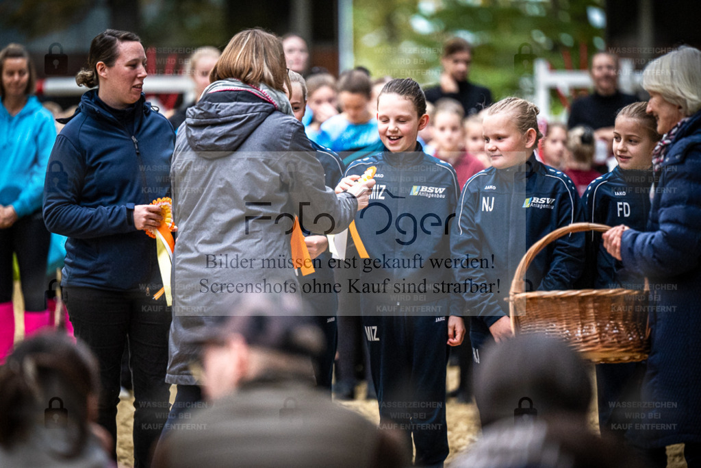 DOS_0336 | Entdecke hochwertige Reitturnierfotos von Foto Oger. Professionell, emotional und authentisch – jetzt Lieblingsmomente im Shop bestellen. - Realisiert mit Pictrs.com