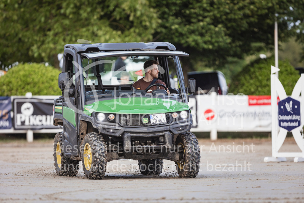 250531_MayDays_JNR-207 | Deine schönsten Turniermomente als professionelle Fotos! Entdecke hochwertige Pferdesport-Fotografie im Online-Shop. Jetzt Fotos finden & bestellen!