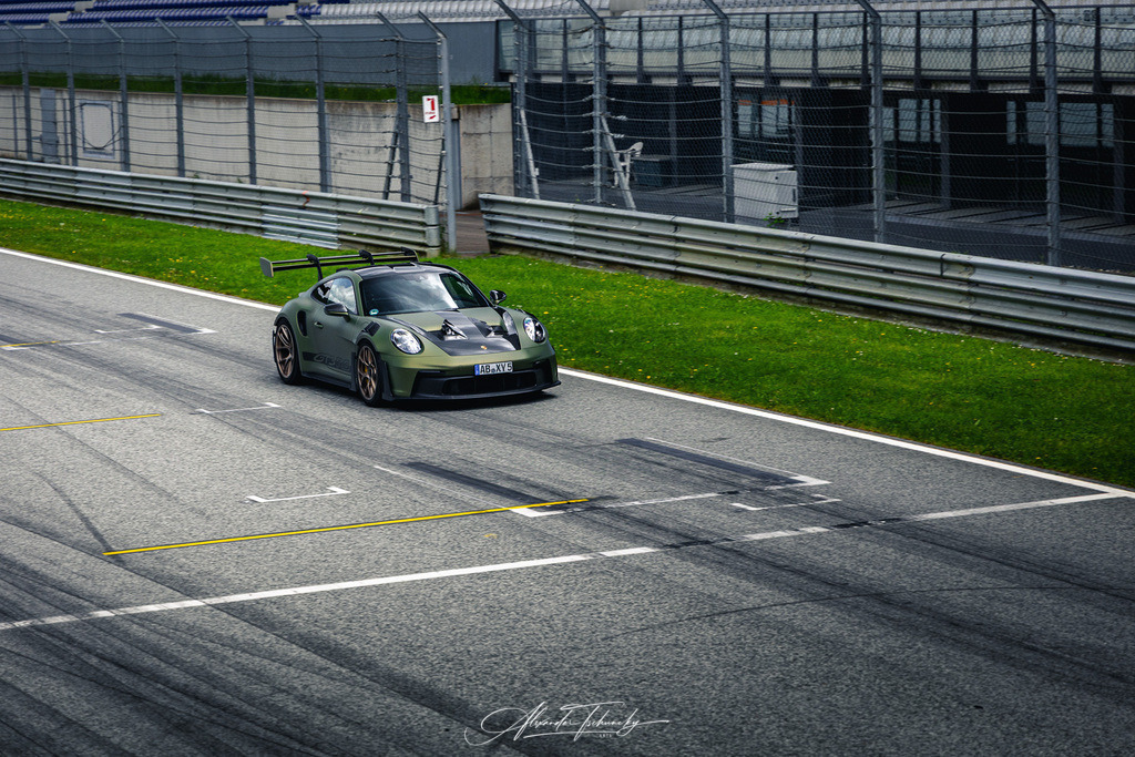 R6AT3339 _Alexander Tschuncky | Entdecken Sie die faszinierende Welt von Alexander Tschuncky Arts: Kreative Fotografie, atemberaubende Automobilkunst und hochwertiger Bilderdruck. Lassen Sie sich inspirieren! - Realisiert mit Pictrs.com