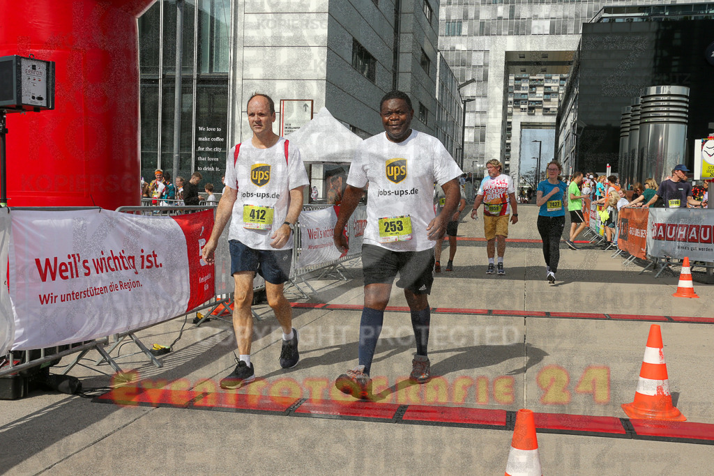 250920_1350_EX1_6828 | Sportfotografie im Rhein-Sieg Kreis, Köln, Bonn, NRW, Rheinland Pfalz, Hessen, etc. Unser Tätigkeitsfeld umfasst den Laufsport vom Volkslauf über den Marathon, Duathlon, Triathon bis zum Ultralauf wie Kölnpfad Ultra oder Schindertrail.