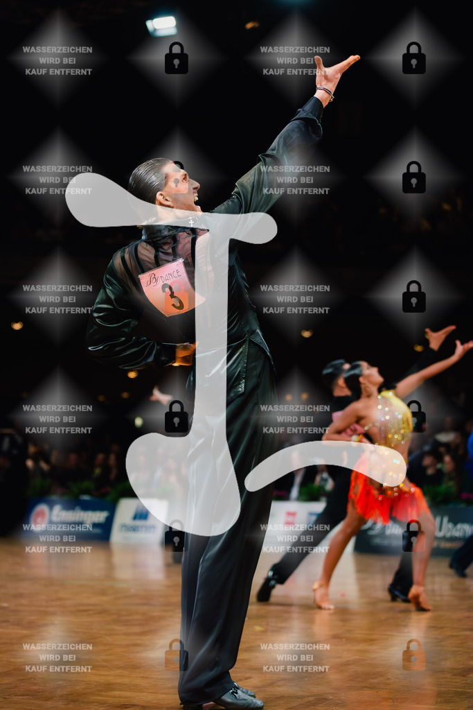 GOC 2025 - WDSF GrandSlam Latin 26th (3) Justin Lauer _ Rita Schumichin (Germany)-2025-08-23-3943 | Webshop for digital downloads and prints of dance sport, event & show photographer Julian Link - Realisiert mit Pictrs.com