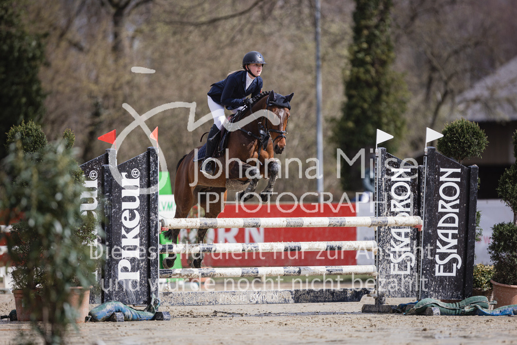 230402_MünsterHandorf_PonyTrophy-461 | Deine schönsten Turniermomente als professionelle Fotos! Entdecke hochwertige Pferdesport-Fotografie im Online-Shop. Jetzt Fotos finden & bestellen!