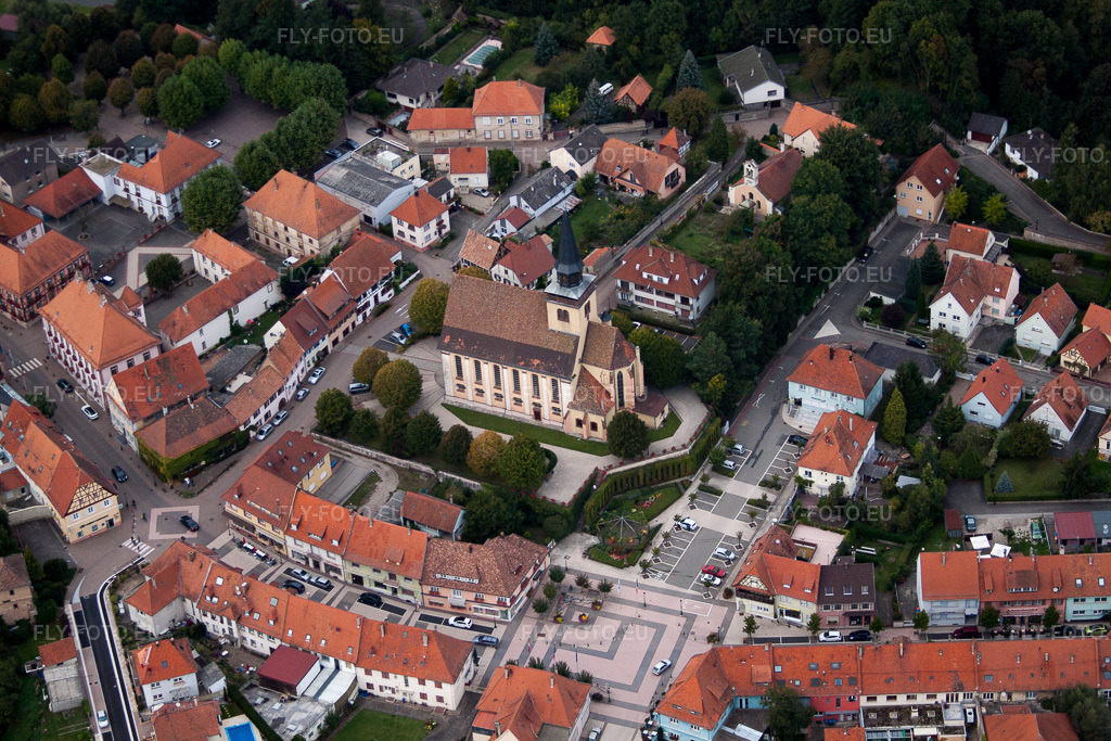 Vue aérienne: Vue de la ville à Lauterbourg dans le département Bas Rhin, France.Photo: IMG_53346.jpg prise le 23/09/2012 par Werner Riehm/FLY-FOTO.euRésolution de l'original: 4752 x 3168 px