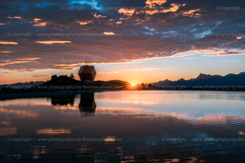 Granatkapelle ohne Schnee copyright  Thomas Pfister-52 | PHOTOGRAPHY BY THOMAS PFISTER