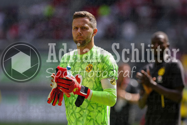 25.07.2026, GER, Fussball, Herren, Vorbereitungsspiel, Saison 2026/2027, Fortuna Düsseldorf - Borussia Dortmund | Patrick Drewes (BVB) gestikuliert, Gestik und Mimik
