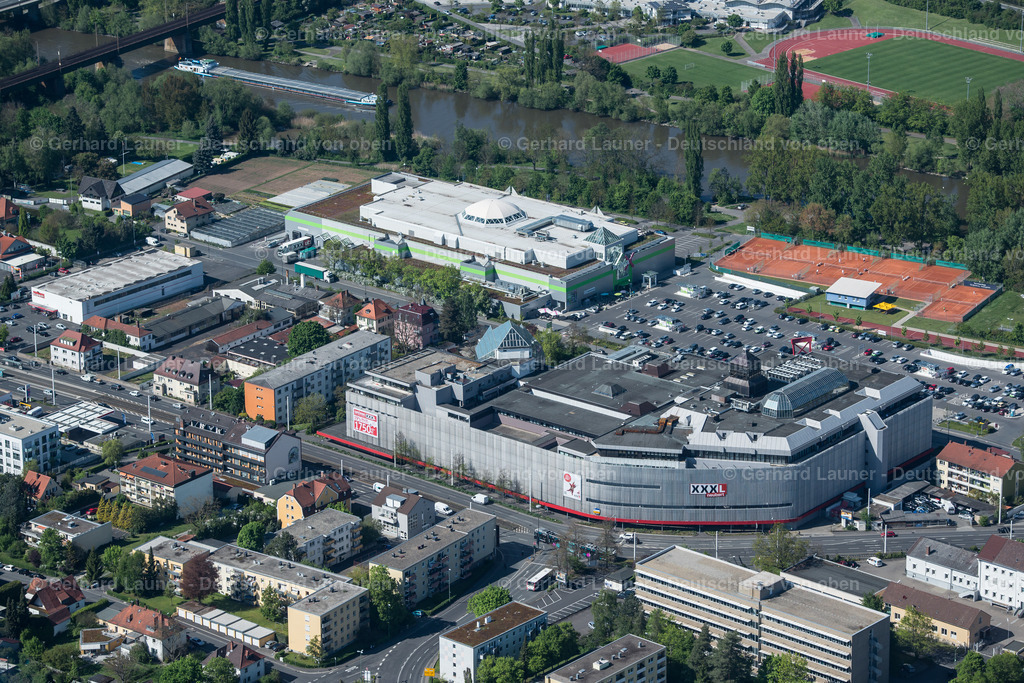 3700952 | BDSK Handels GmbH &amp; Co. KGMergentheimerstr. 5997084 WürzburgDeutschland E-Mail: info@xxxlmoebelhaeuser.deInternet: www.xxxlshop.de