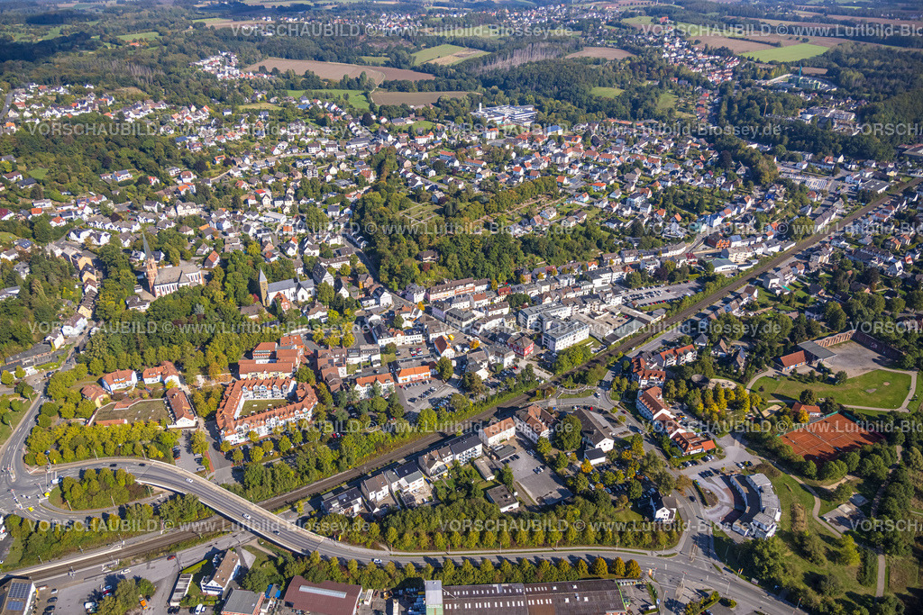 Froendenberg220901142 | Luftbild, Ortsansicht Mendener Straße, Fröndenberg, Fröndenberg/Ruhr, Ruhrgebiet, Nordrhein-Westfalen, Deutschland