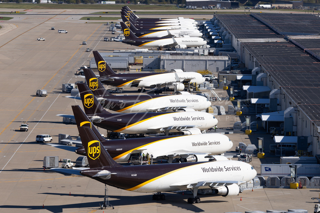 20241017-822A3637 | Buy high-quality aviation and travel photography prints by professional photographer Timo Breidenstein. Authentic images, professionally printed, worldwide shipping. - Realisiert mit Pictrs.com