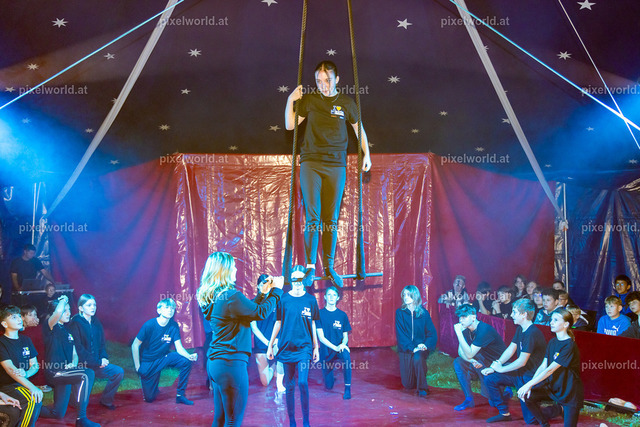 Zirkusvorstellung der MS Feldkirchen Digital | Bildershop von pixelworld.at - Realisiert mit Pictrs.com