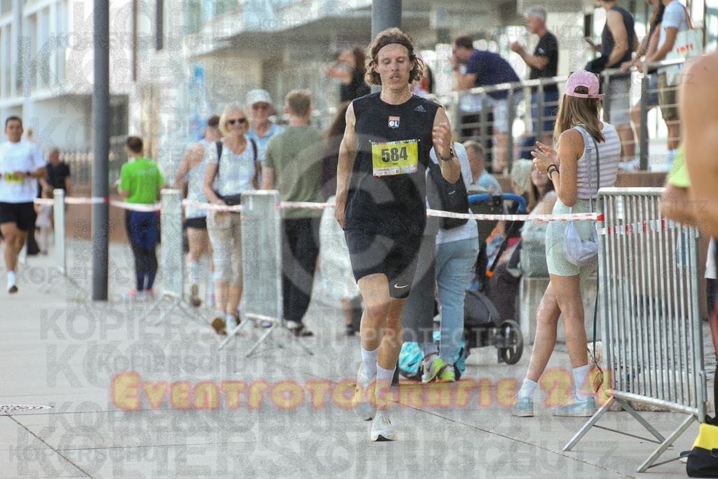 250920_1443_EX1_7386 | Sportfotografie im Rhein-Sieg Kreis, Köln, Bonn, NRW, Rheinland Pfalz, Hessen, etc. Unser Tätigkeitsfeld umfasst den Laufsport vom Volkslauf über den Marathon, Duathlon, Triathon bis zum Ultralauf wie Kölnpfad Ultra oder Schindertrail.