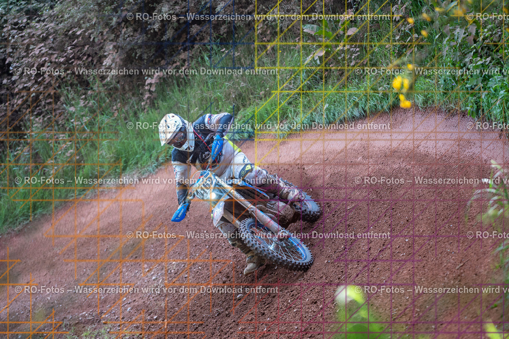 Wolfshausen 4 Lauf -1259 | Sportfotografie von RO-Fotos: Motorsport, Motocross, Enduro, Laufveranstaltungen und Triathlon. Professionelle Fotos von Sportlern und Events. - Realisiert mit Pictrs.com