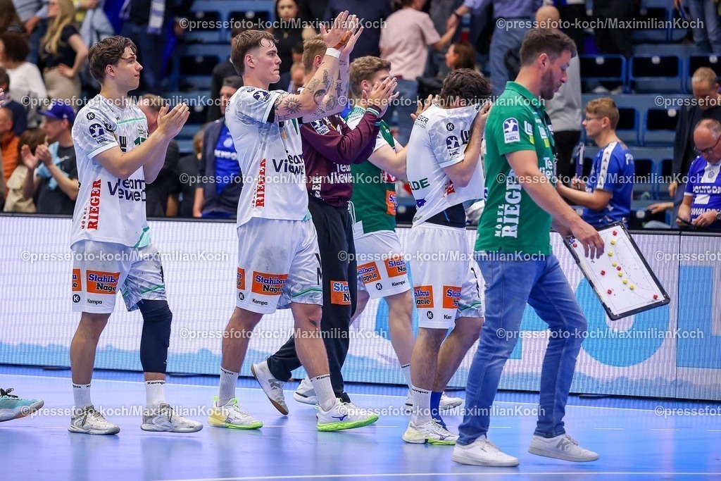 Gum30042601179 | 30.04.2026, Handball, 1. HBL, VfL Gummersbach - Frisch Auf! Göppingen, Saison 2025 / 2026 Herren, Schwalbe-Arena: Enttäuschte Gesichter nach dem 29:29 Unentschieden. 