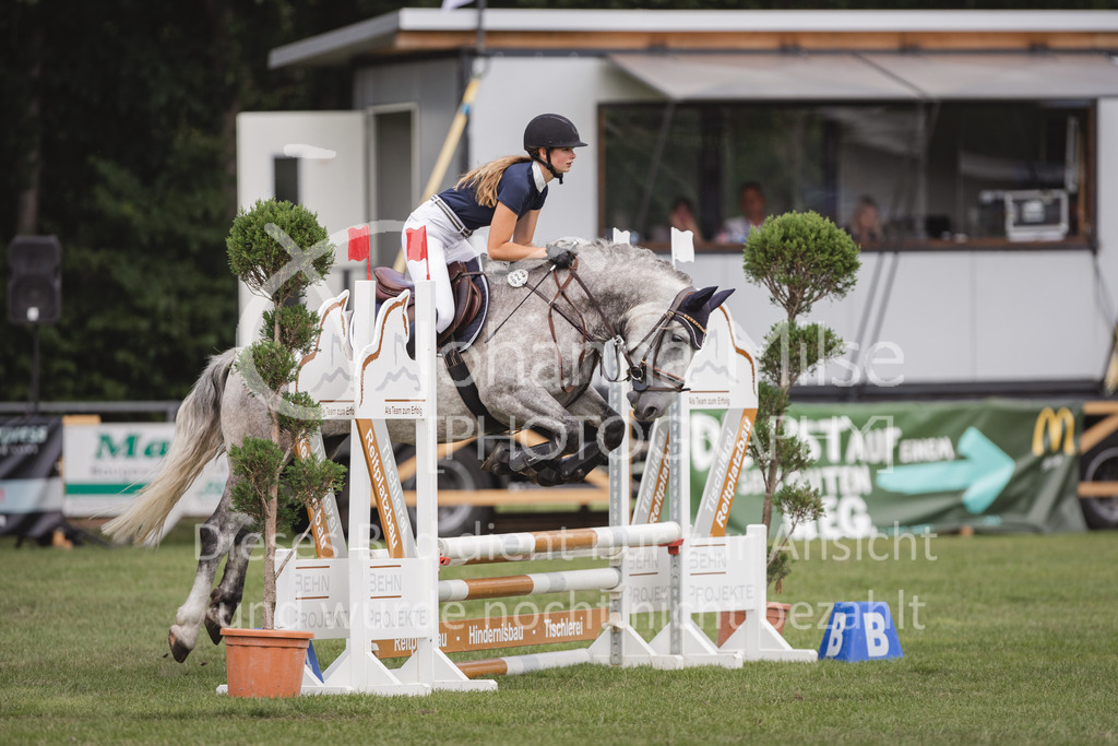 230714_LC_Mini-212 | Deine schönsten Turniermomente als professionelle Fotos! Entdecke hochwertige Pferdesport-Fotografie im Online-Shop. Jetzt Fotos finden & bestellen!