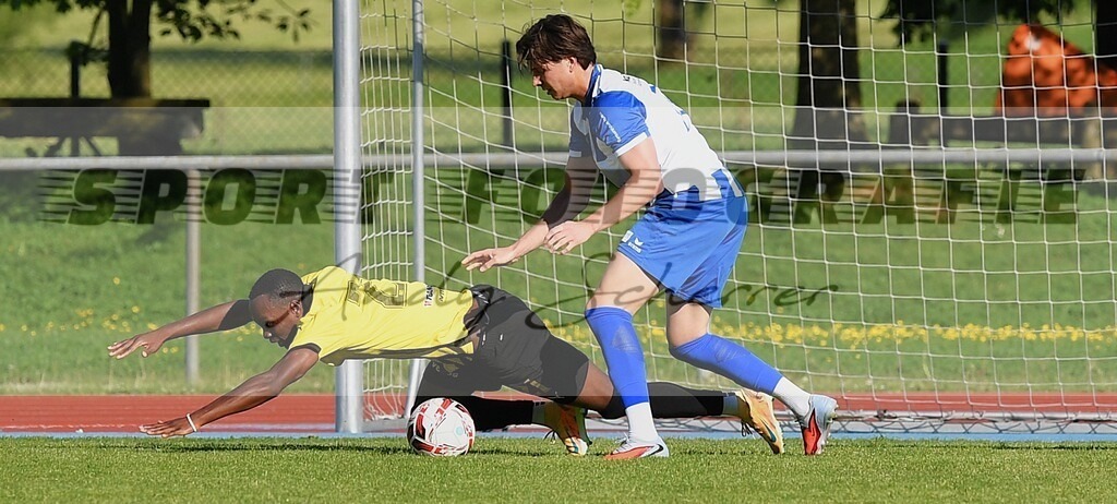 aaaDSC_5193 | Kaufen Sie Sportbilder im Onlineshop von Andy Scherrer Sportfotografie. Faszinierende Bilder von Sportevents aus der ganzen Schweiz. Fussball, Frauenfussball, Unihockey, Handball, Schwingen und weiteren Sportarten. - Realisiert mit Pictrs.com