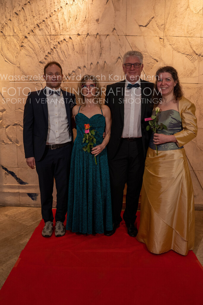 CCC_Frühlingsball_Teppich_byTINOGRRAFIE-112 | (c) TINOGRAFIE.COM
