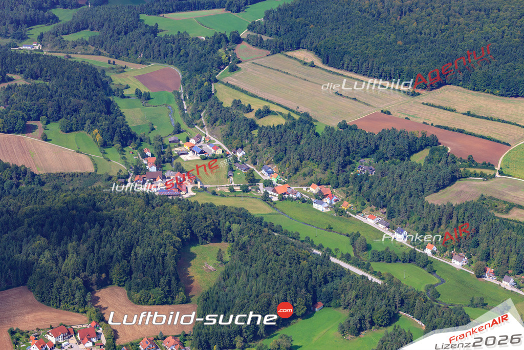 Die Luftaufnahme der Stadt Kastl wurde 2017 vom Flugzeug heraus erstellt ( keine Drohne )- hohe Auflösung für beste Qualität