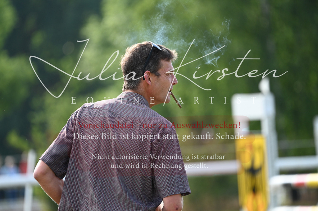 DSC_7628 | Pferde- und Turnierfotografie in Westsachsen. Pferdeportraits, Auftragszeichnungen und intuitive Kunst.