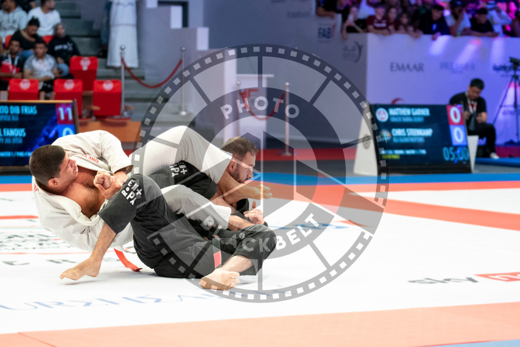 20231107PBB5614 | Fighters compete during the AJP World Master Championship in the Mubadala Arena in Abu Dhabi, Arab United Emirates, on November 7, 2023.