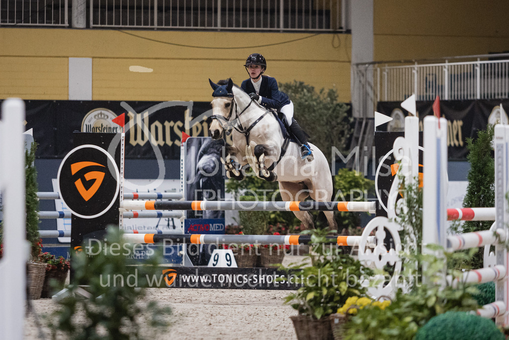 230210_Warstein_PonyStil-L-215 | Deine schönsten Turniermomente als professionelle Fotos! Entdecke hochwertige Pferdesport-Fotografie im Online-Shop. Jetzt Fotos finden & bestellen!