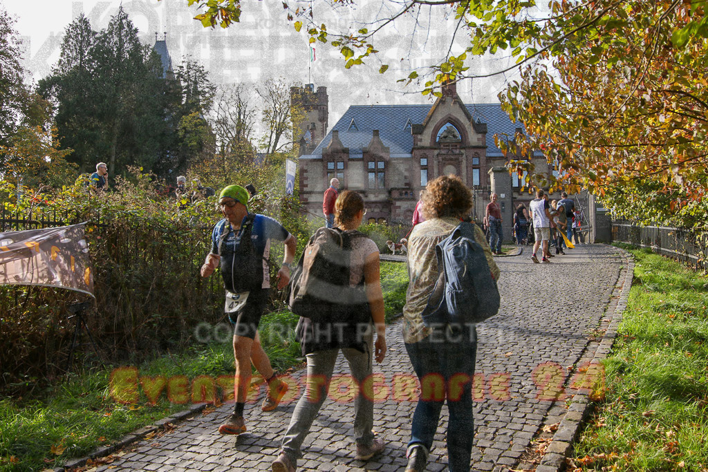 221030_1239_EV8_6540 | Sportfotografie im Rhein-Sieg Kreis, Köln, Bonn, NRW, Rheinland Pfalz, Hessen, etc. Unser Tätigkeitsfeld umfasst den Laufsport vom Volkslauf über den Marathon, Duathlon, Triathon bis zum Ultralauf wie Kölnpfad Ultra oder Schindertrail.