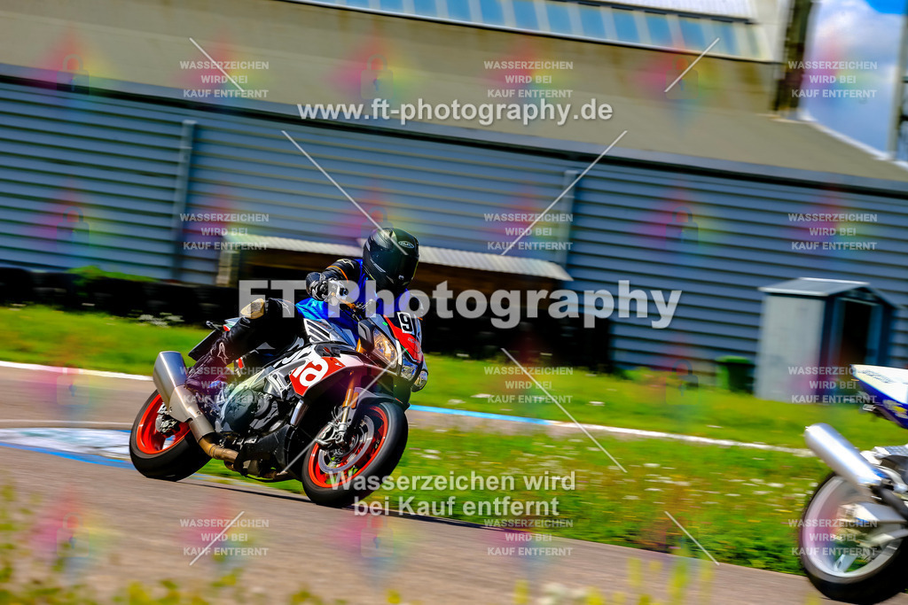 092-6230 | Hier findet Ihr Bilder von Touristenfahrten auf der Nürburgring Nordschleife oder von anderen Veranstaltungen die ich besucht habe. Viel Spass beim Durch Schauen 