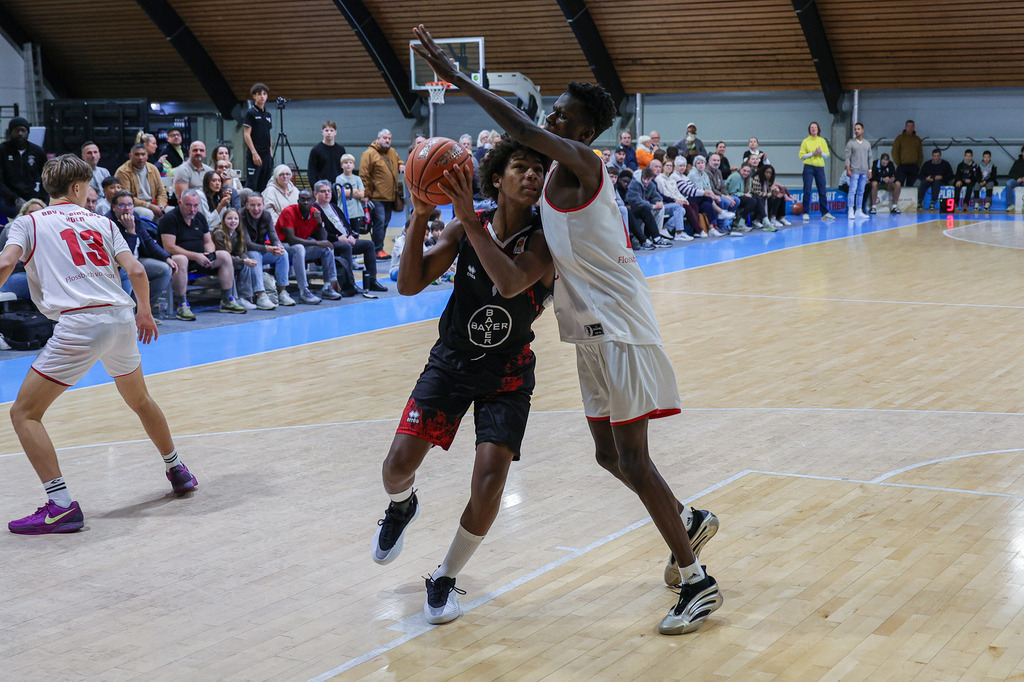 JBBL BAYER GIANTS @ BBV Rheinstars Köln-35 | Fotos von Basketballspielen aus dem Raum NRW fotografiert von Gero Mueller-Laschet und Daniel Schaefer - Realisiert mit Pictrs.com