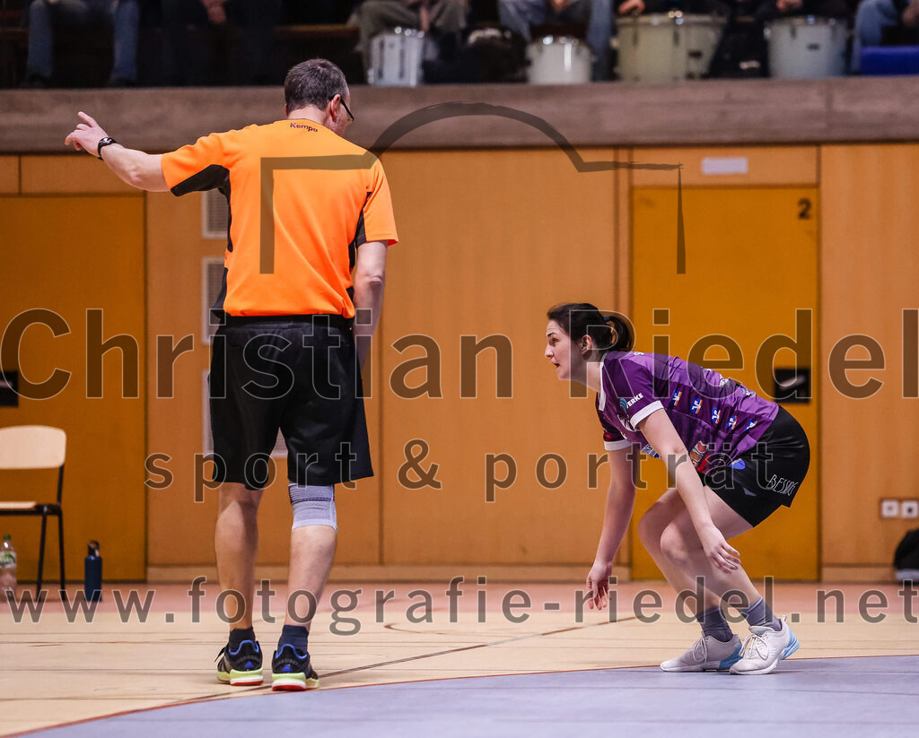 2025-02-15_081_SpVgg_Altenerding_gegen_MTV_Pfaffenhofen | Erding, Deutschland, 15.02.2025:Handball, Bezirksoberliga Frauen Altbayern 2024 / 2024, 14. Spieltag, SpVgg Altenerding gegen MTV Pfaffenhofen, Endergebnis: 27:23Janina Konrad (SpVgg Altenerding, #2)Foto: Christian Riedel / fotografie-riedel.net