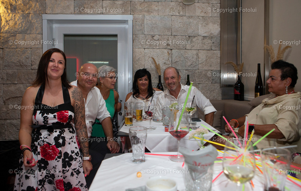 KERSTINFREDYHOCHZEIT_260822_229 | bilder, linz, photo, foto, fussball, sport, fotolui, bundesliga