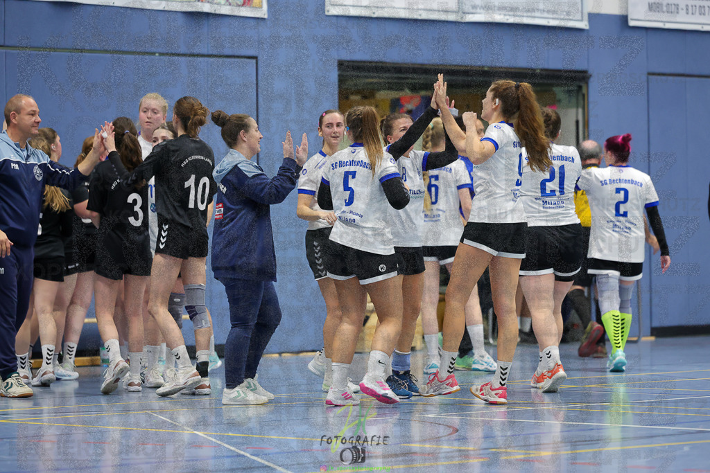 Frauen 2. Bezirksklasse, SG Rechtenbach - HSG Kleenheim/Langgöns III | Frauen 2. Bezirksklasse, SG Rechtenbach - HSG Kleenheim/Langgöns III am 16.11.2024 in Rechtenbach (Sporthalle Rechtenbach)Photo © 2024 - Jörg Heinrich - Realisiert mit Pictrs.com
