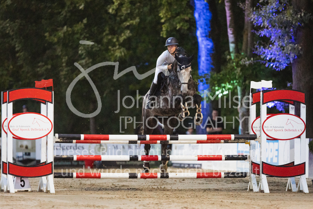 220825_Delbrueck_A1-Mannschaft-382 | Deine schönsten Turniermomente als professionelle Fotos! Entdecke hochwertige Pferdesport-Fotografie im Online-Shop. Jetzt Fotos finden & bestellen!