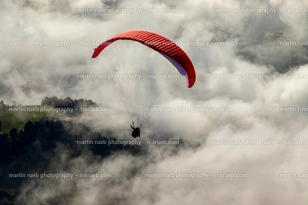 Above the clouds | Paragliding at South Tyrol alps - Realisiert mit Pictrs.com
