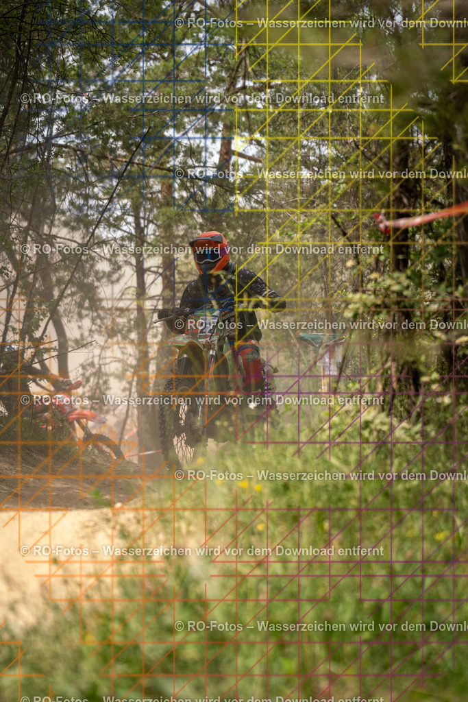 Niederwürzbach 2 Lauf-1026 | Sportfotografie von RO-Fotos: Motorsport, Motocross, Enduro, Laufveranstaltungen und Triathlon. Professionelle Fotos von Sportlern und Events. - Realisiert mit Pictrs.com