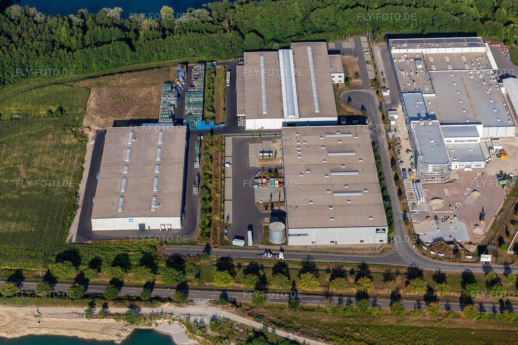 Luftbild: LINDE + WIEMANN Deutschland SE in Hagenbach im Bundesland Rheinland-Pfalz in Deutschland. Foto: IMG_133783.jpg vom 14.08.2022 durch Werner Riehm/FLY-FOTO.deWWW.LINDE-WIEMANN.COM