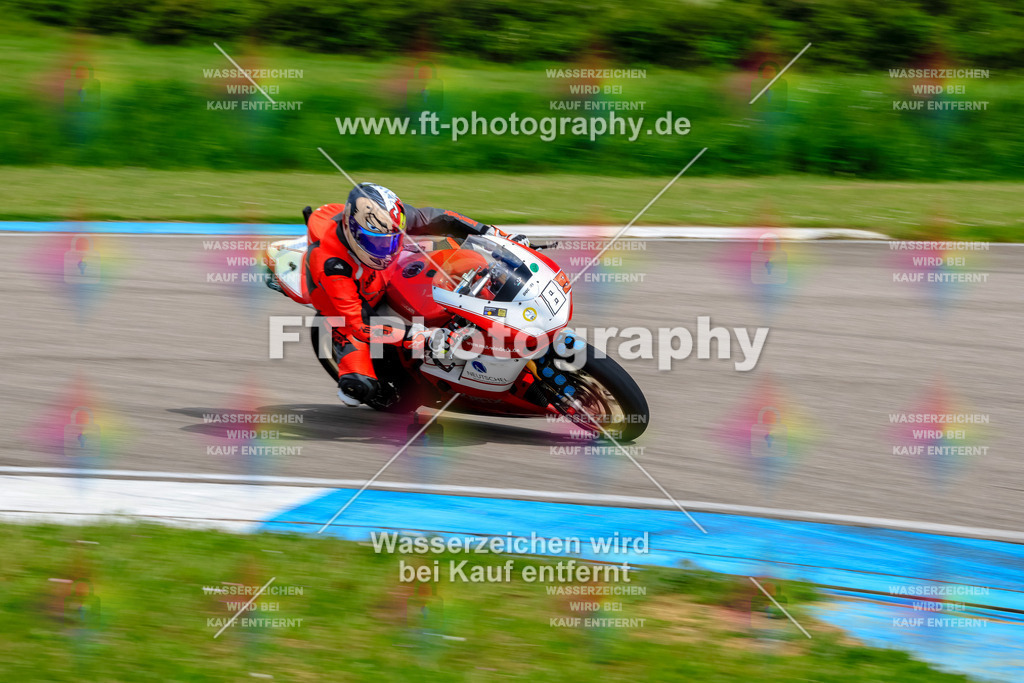 MotoTeam-9336 | Hier findet Ihr Bilder von Touristenfahrten auf der Nürburgring Nordschleife oder von anderen Veranstaltungen die ich besucht habe. Viel Spass beim Durch Schauen 