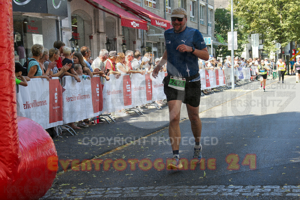 250621_1214_EX1_5362 | Sportfotografie im Rhein-Sieg Kreis, Köln, Bonn, NRW, Rheinland Pfalz, Hessen, etc. Unser Tätigkeitsfeld umfasst den Laufsport vom Volkslauf über den Marathon, Duathlon, Triathon bis zum Ultralauf wie Kölnpfad Ultra oder Schindertrail.