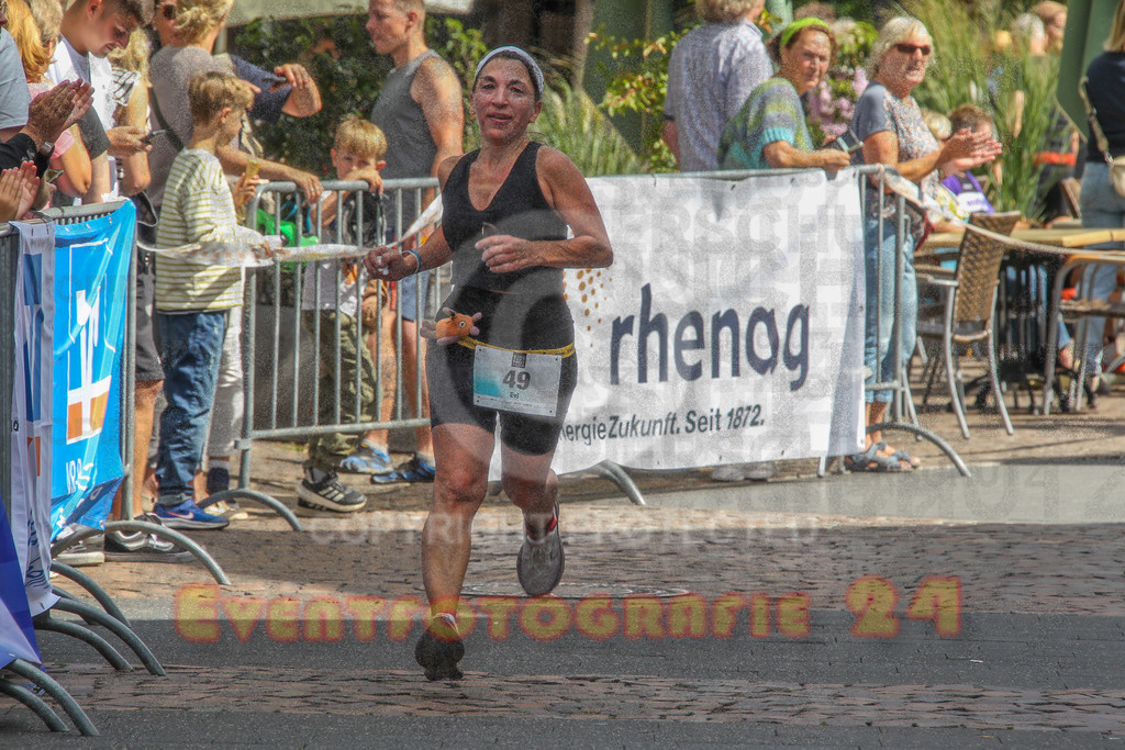 250824_1247_EV4_9484 | Sportfotografie im Rhein-Sieg Kreis, Köln, Bonn, NRW, Rheinland Pfalz, Hessen, etc. Unser Tätigkeitsfeld umfasst den Laufsport vom Volkslauf über den Marathon, Duathlon, Triathon bis zum Ultralauf wie Kölnpfad Ultra oder Schindertrail.
