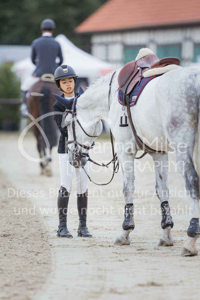 220731_BHO_BT_M1-Spr-174 | Deine schönsten Turniermomente als professionelle Fotos! Entdecke hochwertige Pferdesport-Fotografie im Online-Shop. Jetzt Fotos finden & bestellen!