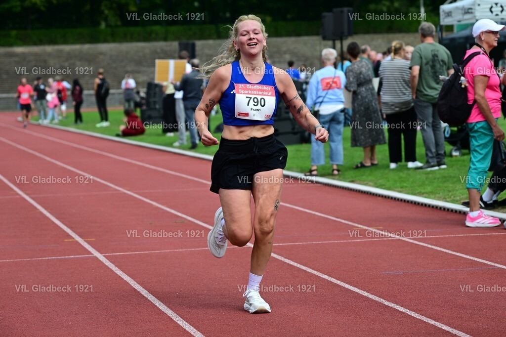 2026-08-23_Sparkassenlauf_HM_RM_002371 | Die Fotografen - Realisiert mit Pictrs.com