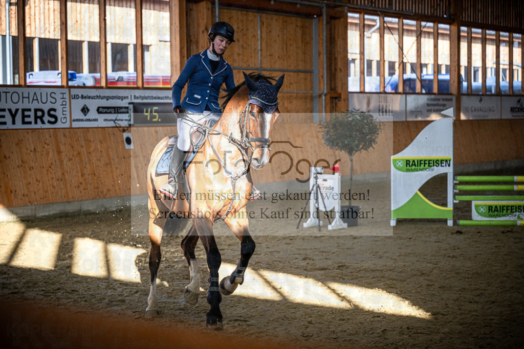 DOS_2137 | Entdecke hochwertige Reitturnierfotos von Foto Oger. Professionell, emotional und authentisch – jetzt Lieblingsmomente im Shop bestellen.Deutschlandweite Turnierfotografie. - Realisiert mit Pictrs.com