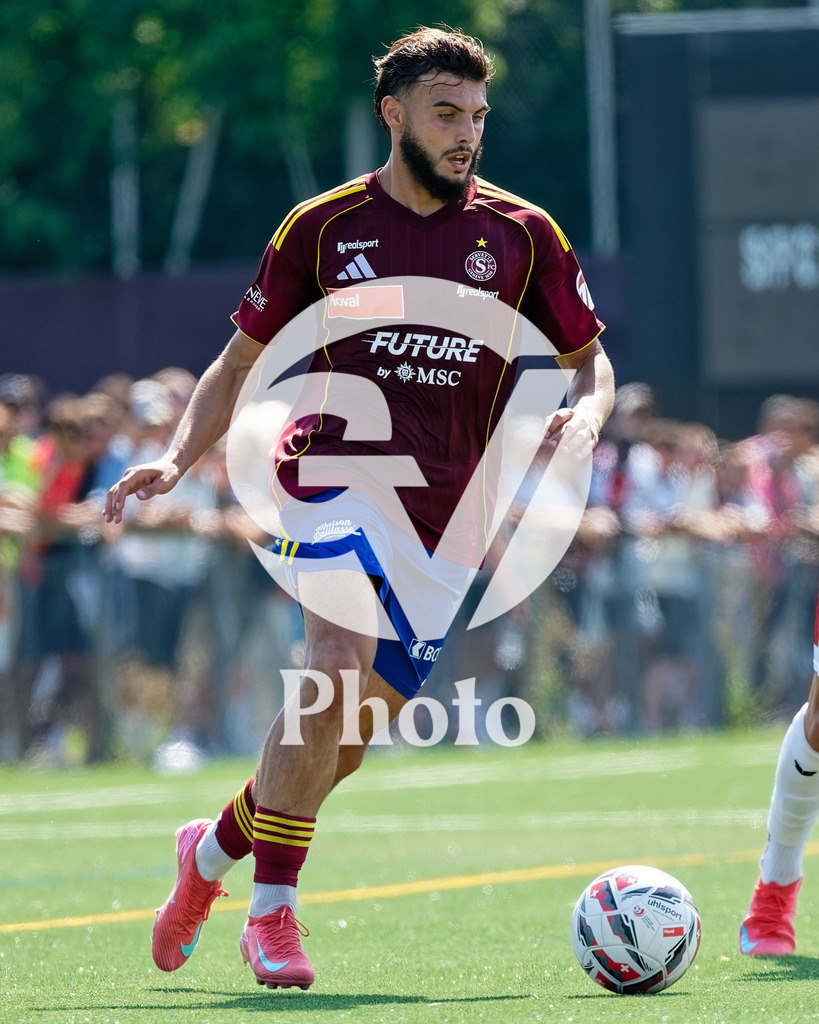1ere Ligue Classic  - Servette FC M-21  | during the 1ere Ligue Classic  of Servette FC M-21 at Stade de Balexert in Genève, Switzerland