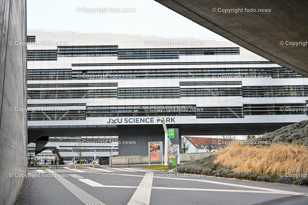 JKU Linz_ Science Park_ 09.02.2024-12 | 09.02.2024, Johannes Kepler Universitaet Linz, AUT, JKU, Gelaende, im Bild JKU Linz, Science Park, Campus, Technologie, hoch-modernes und architektonisch spektakulaeres Campus-Zentrum, Mechatronik, Kuenstliche Intelligenz, Digitalisierung, Mathematik, Forschung, Entwicklung