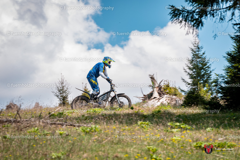 fuernholzer_250501-C2-271 | Fotografische Impressionen von der Red Stag Enduro Extreme by fuernholzer-photography.com. Endurosport in Österreich fotografisch festgehalten von fuernholzer. Auftragsfotografie für Private, Gewerbefotos und Industriefotografie. Eventfotografie, Sportfotografie und Motorsportfotografie. Anbieter von Fotoworkshops, Fototraining, fotografischen Vorträgen und Fotoseminaren.