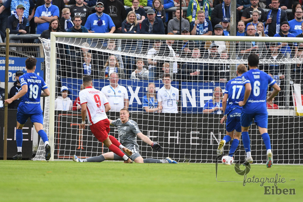 SV Meppen-VfB Lübeck | Herren Regionalliga Nord; SV Meppen (blau)-VfB Lübeck (weiß) am 01.08.2025 in Meppen (Hänsch-Arena), Photo: Philip Eiben 2025 - Realisiert mit Pictrs.com