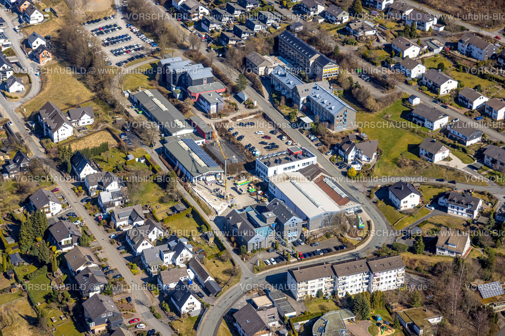 Eslohe220303884 | Luftbild, Bildungszentrum des westfälischen Dachdeckerhandwerks, Dachdeckerschule Böttenbergstraße, Eslohe, Eslohe, Sauerland, Nordrhein-Westfalen, Deutschland