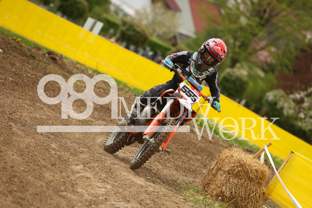 5E6A8643 | 989 MEDIAWORK