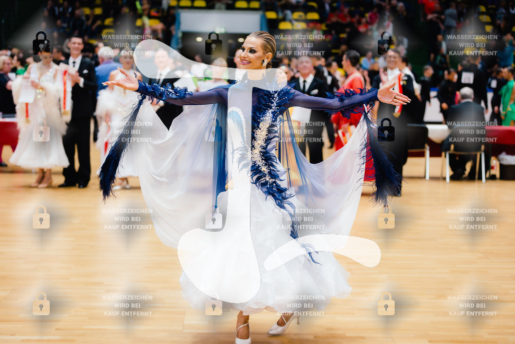 Hessen Tanzt WDSF Open Senior III Standard 1st (281) Slawek Lukawczyk _ Janine-Nicole Desai (United Kingdom)-2025-05-17-0535 | Webshop for digital downloads and prints of dance sport, event & show photographer Julian Link - Realisiert mit Pictrs.com