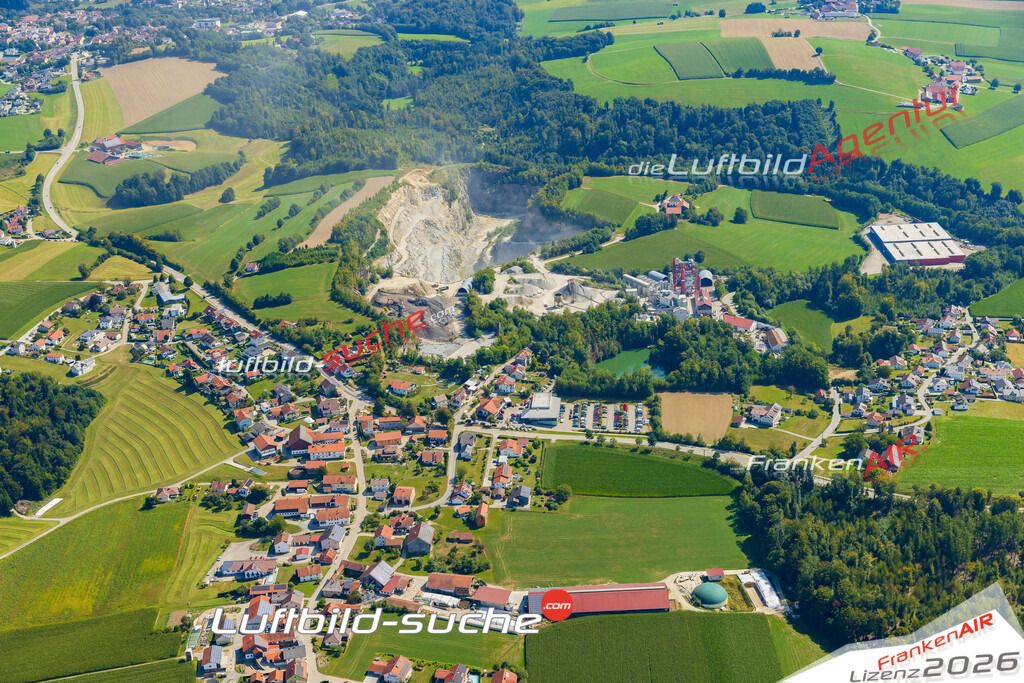 Luftaufnahme von Wotzdorf Hauzenberg Bild- Das Luftbild wurde 2025 vom UL-Flugzeug heraus erstellt ( keine Drohne ) - Hochauflösende Luftaufnahme -Nicht vergleichbar mit Google Maps oder Satelittenbilder- Die Geschenkidee !Mit Lizenz und Bildrechte bestellbar