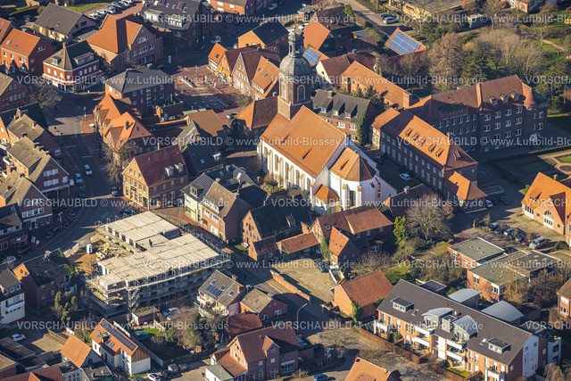 Nordkirchen230206166 | Luftbild, Kath. Kirche St. Mauritius, Baustelle Gebäude an der Schloßstraße Ecke Mühlenstraße, Nordkirchen, Münsterland, Nordrhein-Westfalen, Deutschland