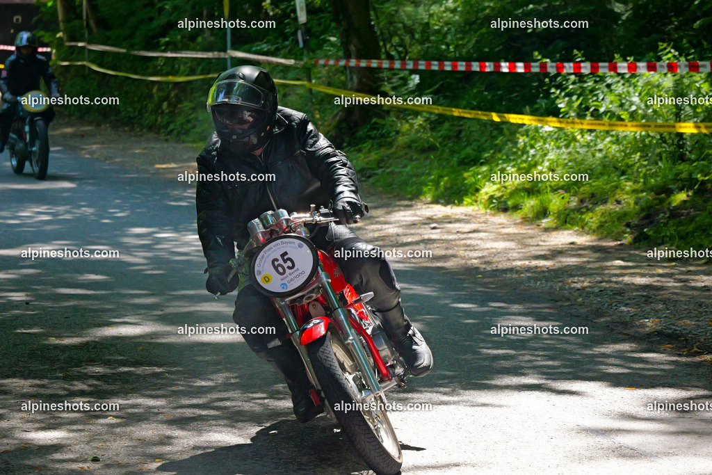 P1036671 | Erleben Sie atemberaubende, hochqualitative Fotos Ihrer Fahrt entlang der malerischen Alpenstraßen. Besuchen Sie alpineshots.com, um professionelle Aufnahmen Ihrer unvergesslichen Reise zu finden und zu kaufen - Realisiert mit Pictrs.com